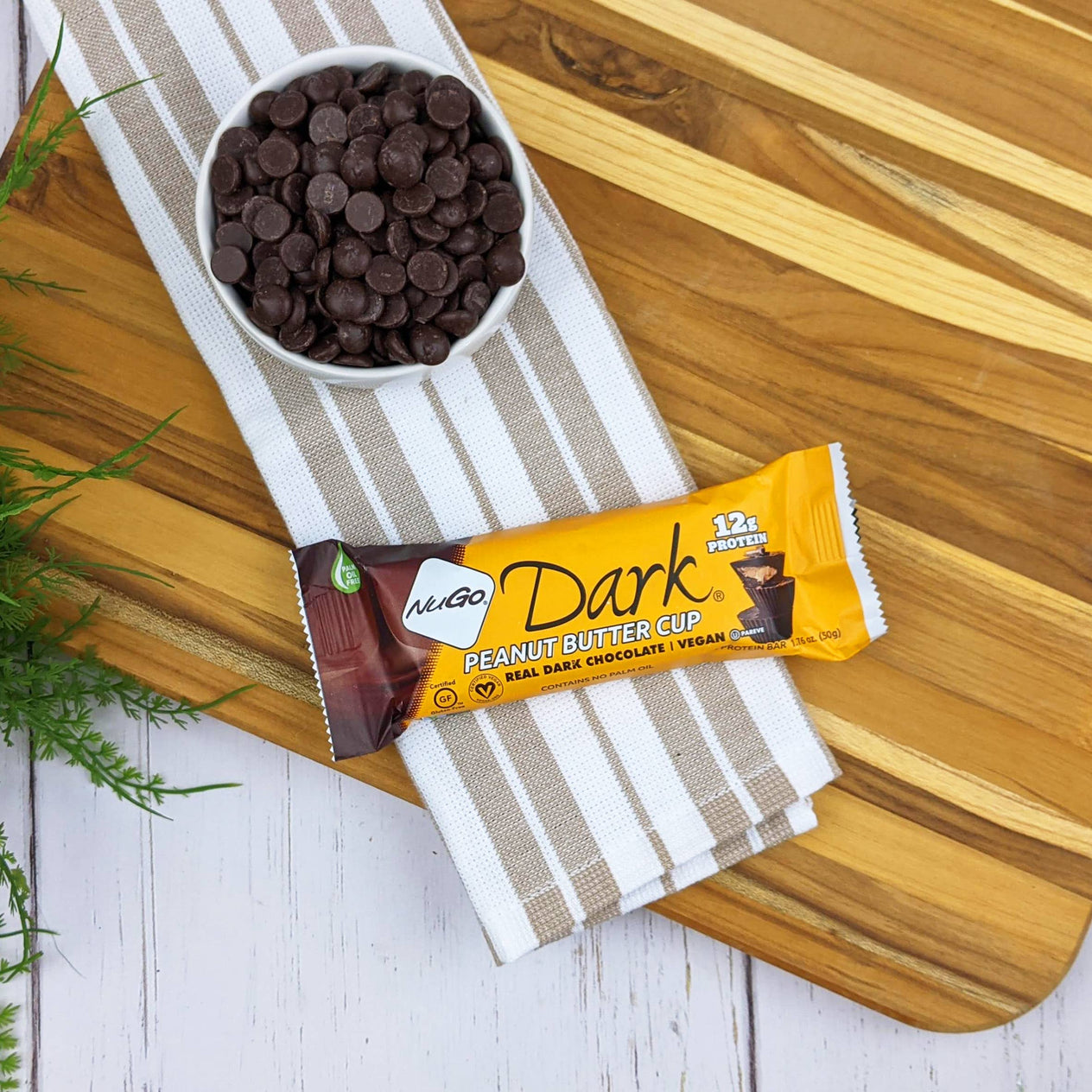 NuGo Dark Peanut Butter Cup Protein Bar