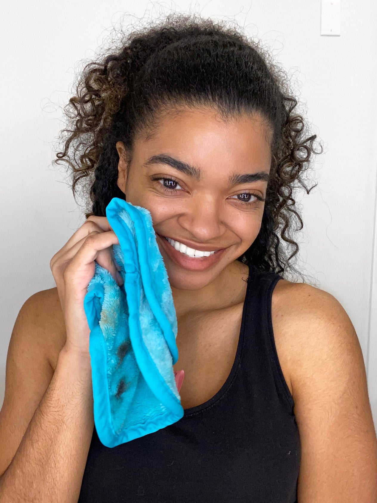Fresh Turquoise | MakeUp Eraser PRO