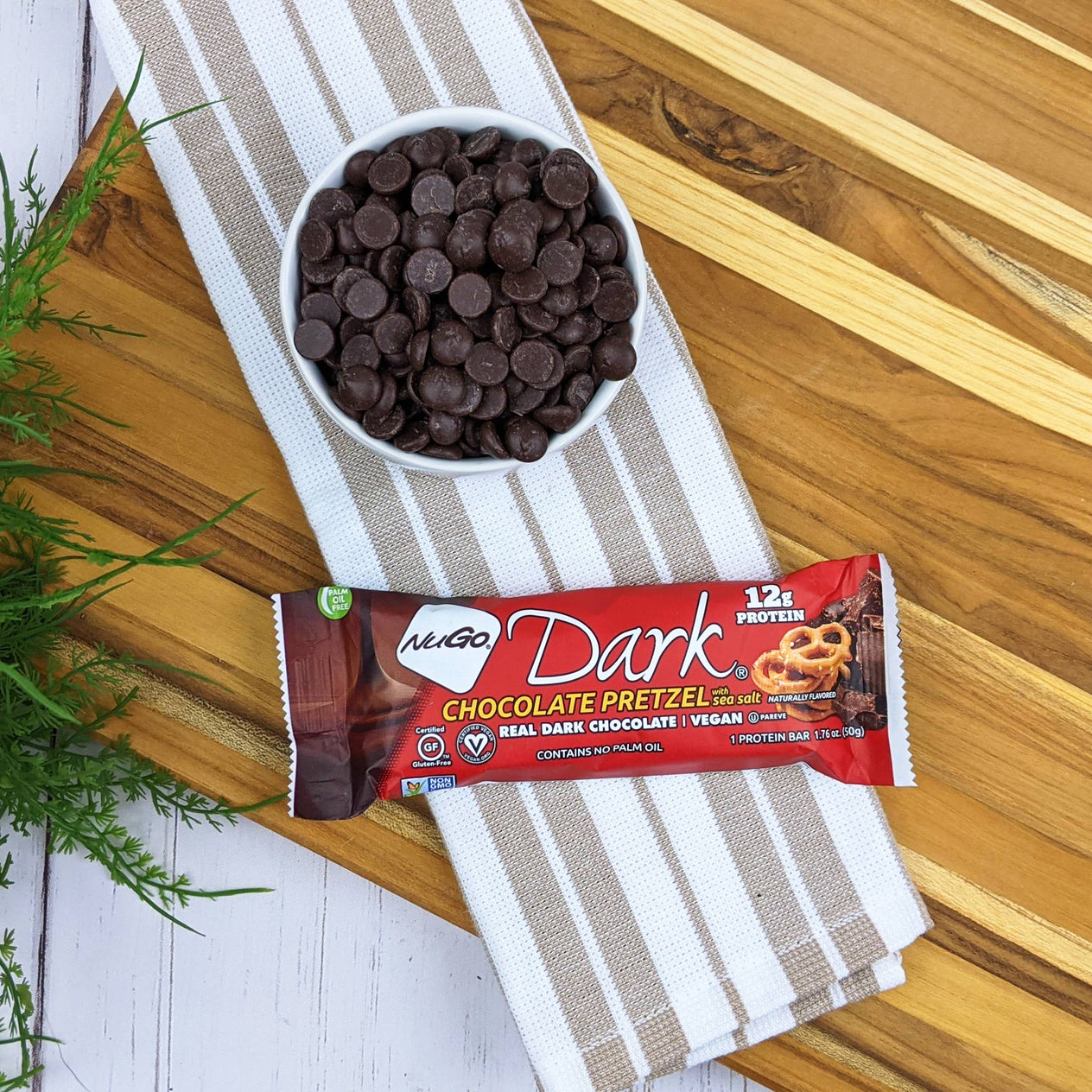 NuGo Dark Chocolate Pretzel Protein Bar